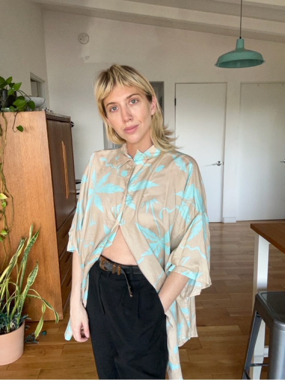 Men’s / Unisex Hawaiian Button-Up Shirt in Beige and Aqua